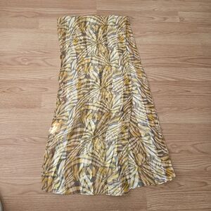 Stylish Brown and Yellow Satin Effect Scarf